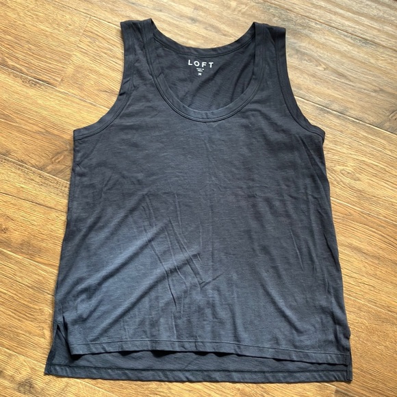 Bundle Loft Tanks - Picture 2 of 8